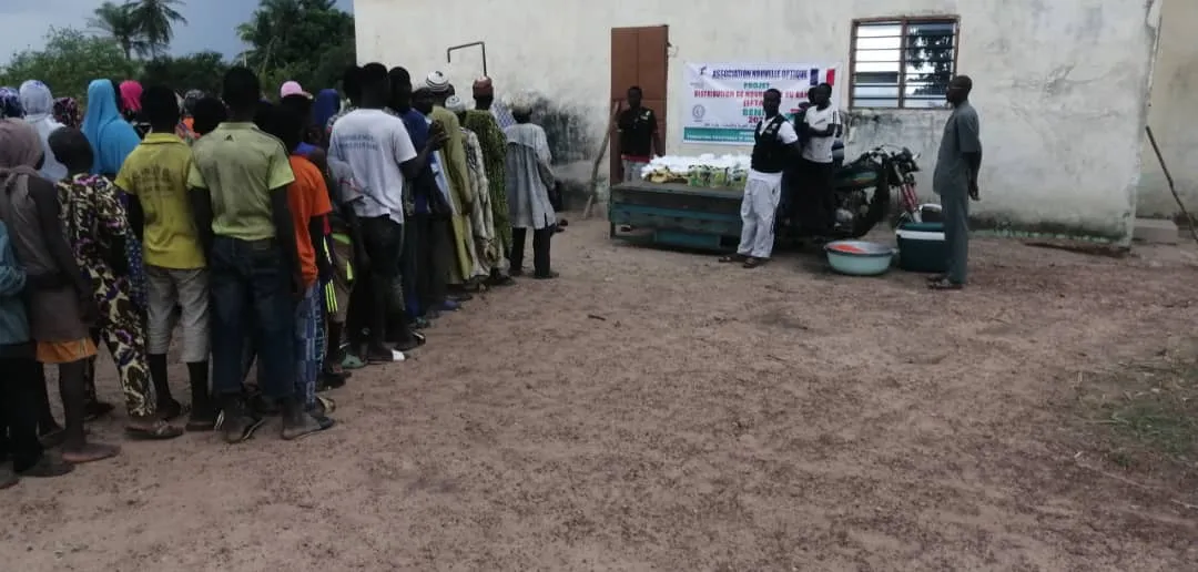 Distribution de repas et colis, Bénin