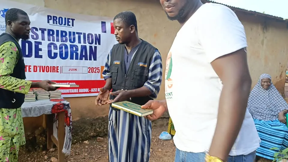 Distribution de Corans, Côte d'Ivoire