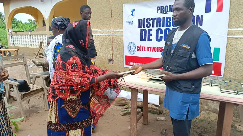 Distribution de Corans, Côte d'Ivoire