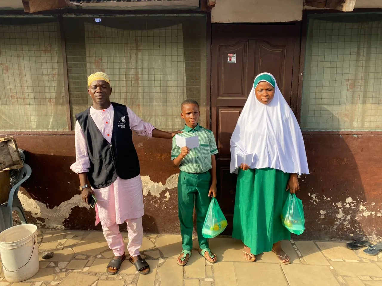 Dons et soutien aux orphelinats, Ghana