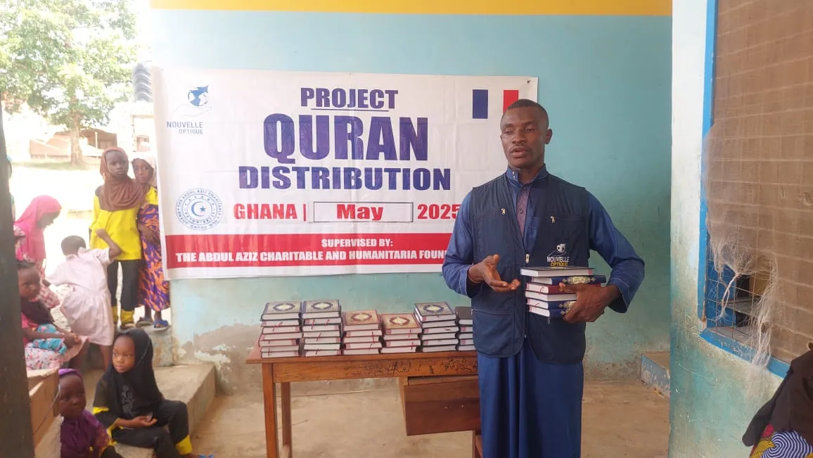 Distribution de Corans, Ghana
