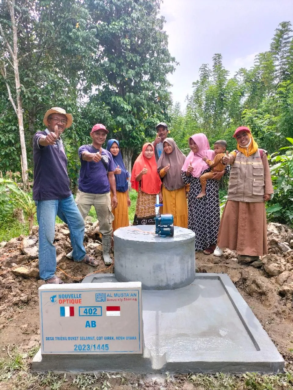 Accès à l'eau potable - 661 puits et 39 réservoirs, Indonésie