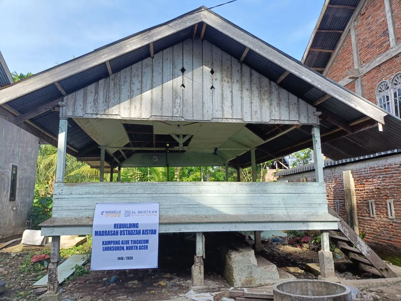 Reconstruction d'une madrasah, Indonésie