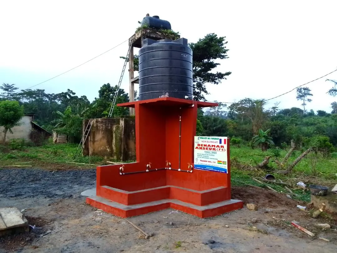 Puits traditionnels et forages modernes, Togo