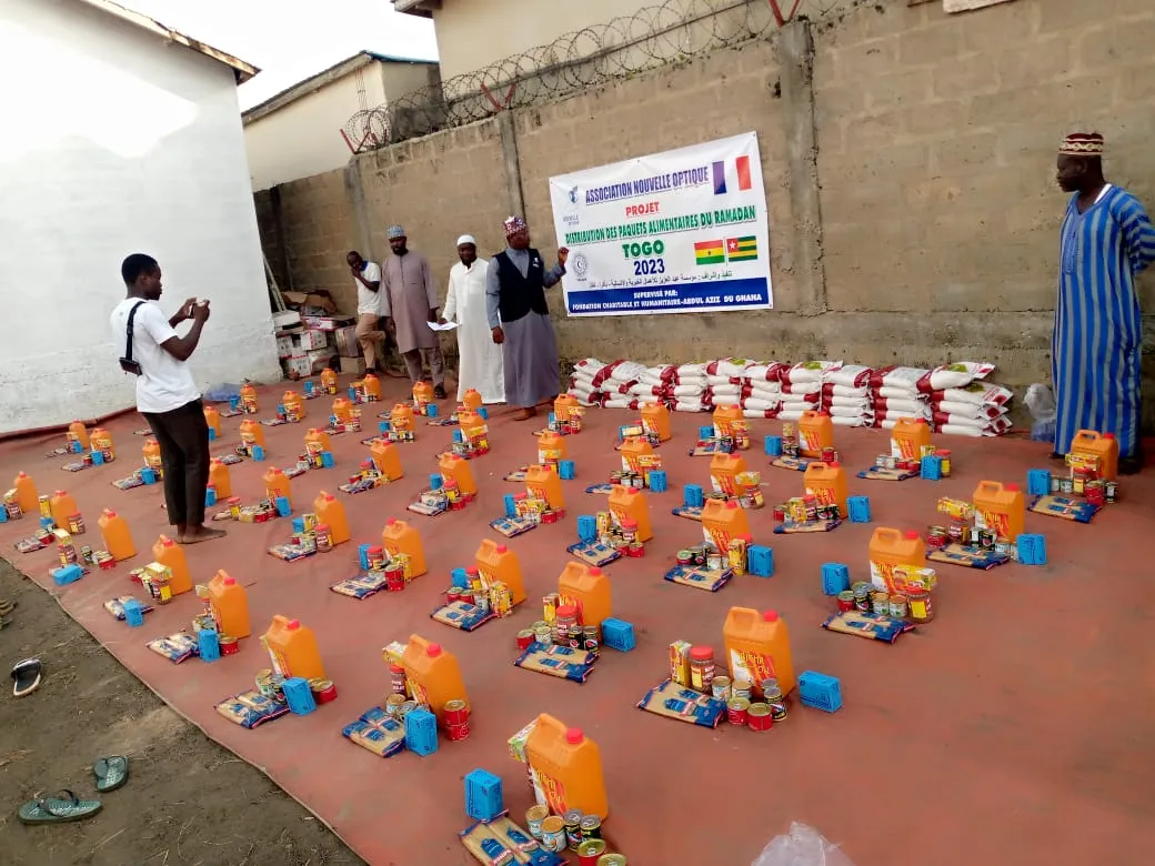 Distribution de repas et colis, Togo