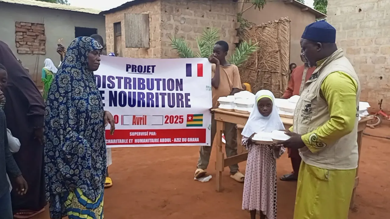Distribution de repas, Togo