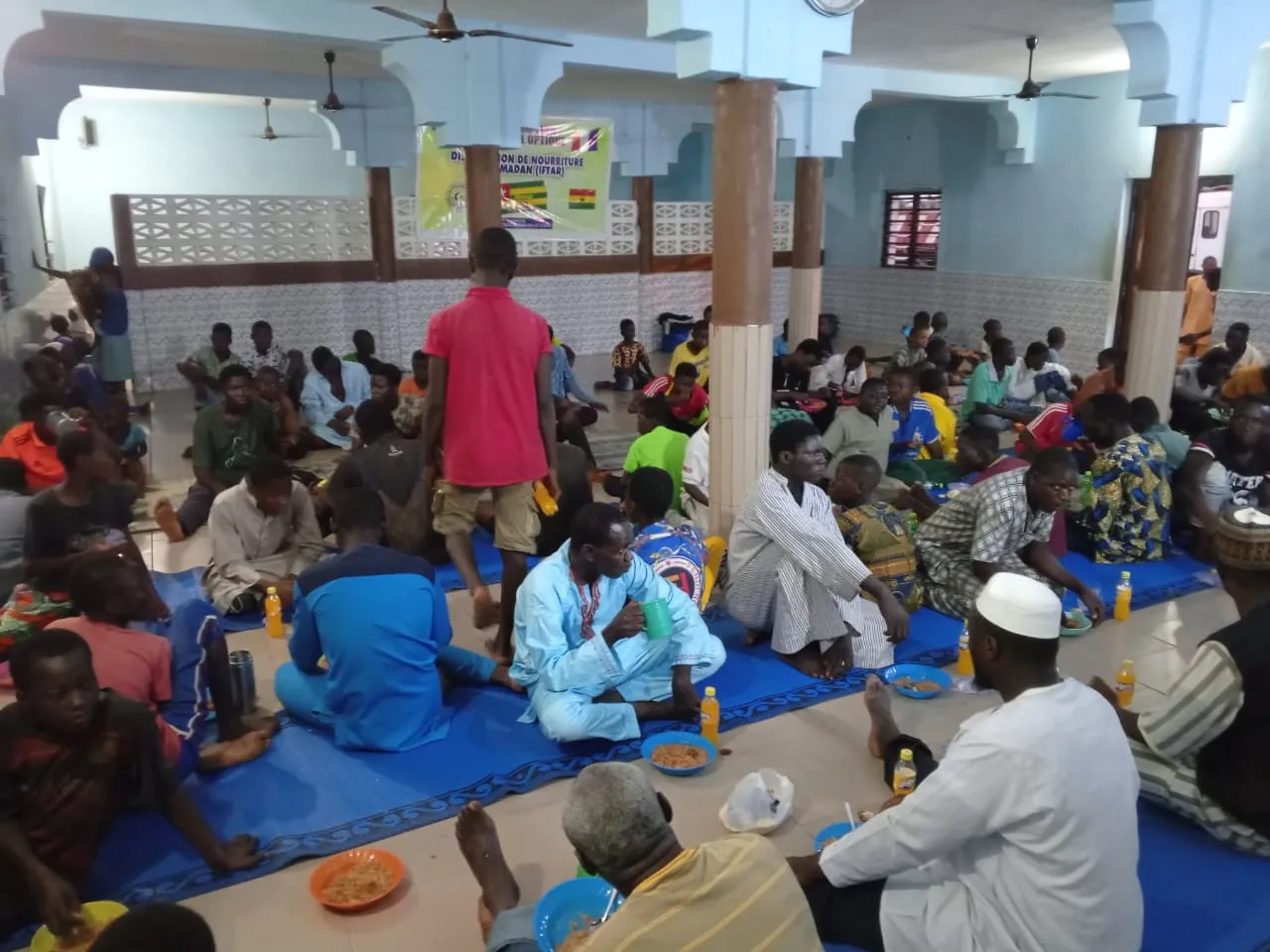 Colis alimentaires et repas chauds du Ramadan, Togo